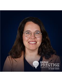 Maria Mancelos - Prestige