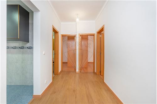 Residential - Condo/Apartment - T3 - Odivelas, Odivelas - PT ...