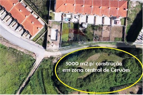 Land for sale in Vila Verde, Portugal — €90,000