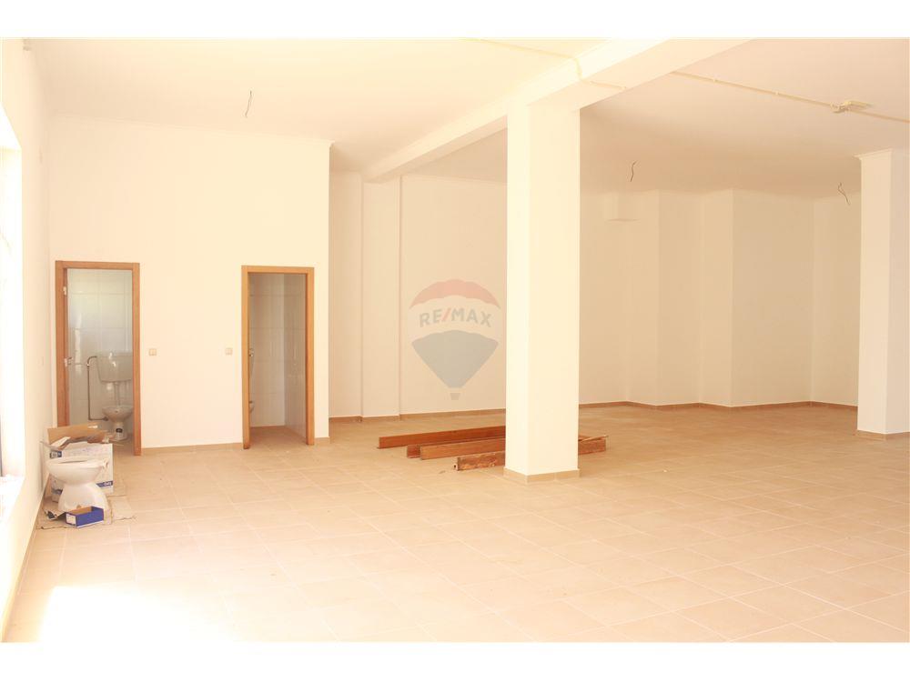 Lojas - Venda - Alenquer (Santo Estêvão e Triana), Alenquer - 11 - 120611193-195