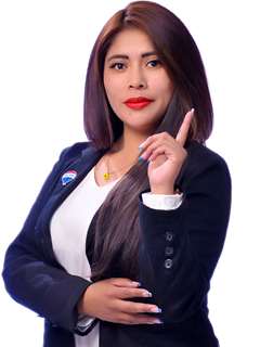 Associate in Training - Abigail Eva Escobar Espinoza - RE/MAX Luxor
