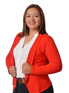 Associate in Training - Silvia Gabriela Colque Salamanca - RE/MAX Life