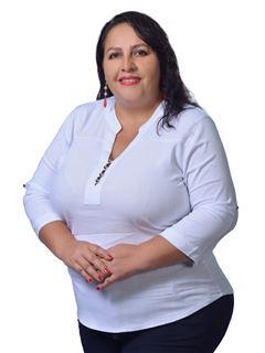 Mäklarpraktikant - Martha Teresa Perez Romano - RE/MAX Plus