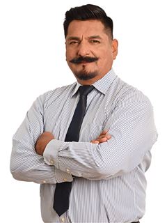 Agente en Entrenamiento - Raul Fernandes Aranibar - RE/MAX Emporio Corporación 1