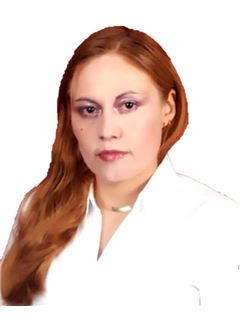 Rosario Melina Carrillo Escobar - RE/MAX Renueva