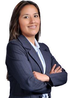 Associate in Training - Neyda Ximena Antonio Cruz - RE/MAX Professional 3