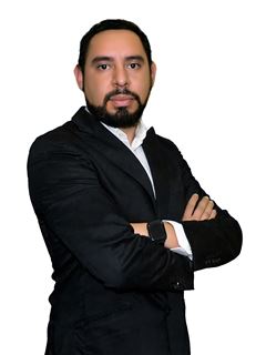 Associate in Training - Rodrigo Claure Ortuño - RE/MAX Inmobiliart