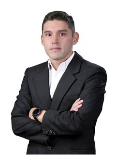 Associate in Training - Rodrigo Daniel Polo Montero - RE/MAX Uno