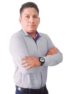 Associate in Training - Mauricio Claros Quispe - RE/MAX Inmobiliart