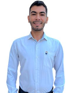Associate in Training - Gabriel Martinez Lema - RE/MAX Express