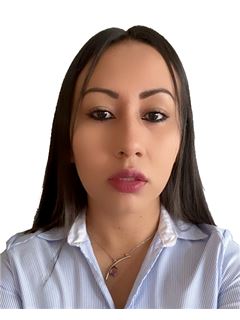Associate in Training - Katerin De Los Angeles Ybañez Ledezma - RE/MAX Libertad