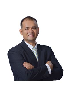 Agente en Entrenamiento - Humberto Homero Villena Mancilla - RE/MAX Norte