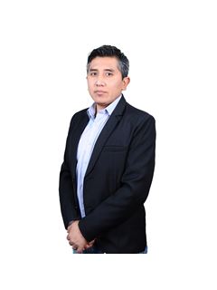 Associate in Training - Nelson Gabriel Rocha Cardona - RE/MAX Pro