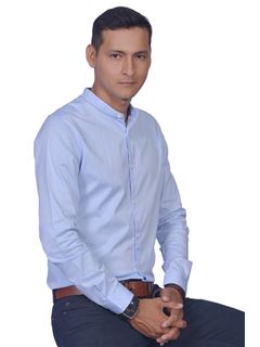 Associate in Training - Exon Velarde Montero - RE/MAX Fortaleza
