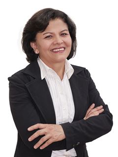 Associate in Training - Ruth Viviana La Torre Heredia - RE/MAX Pro