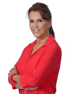 Začínající makléř - Luz Maria Quiroga Antezana - RE/MAX Central