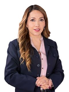 Associate in Training - Mirza Hilda Alcocer de Sierra - RE/MAX Professional