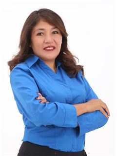 Associate in Training - Wendy Viirreira Omonte - RE/MAX Inmobiliart