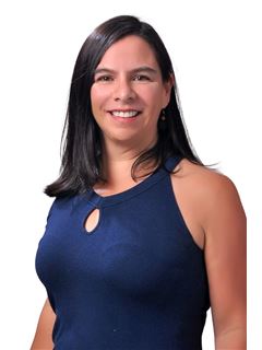 Agente en Entrenamiento - Lorena Monica Arce de la Riva - RE/MAX Professional