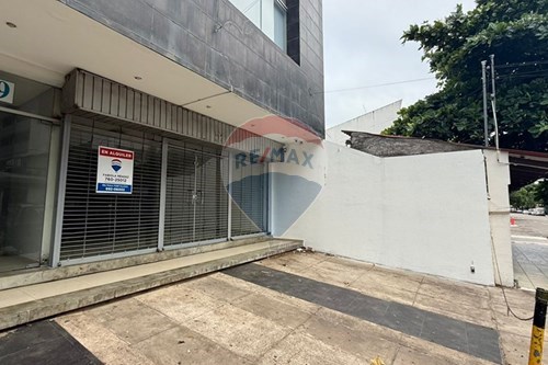Commercial - Plaza - Santa Cruz de la Sierra, Andrés Ibáñez, Santa Cruz - BO