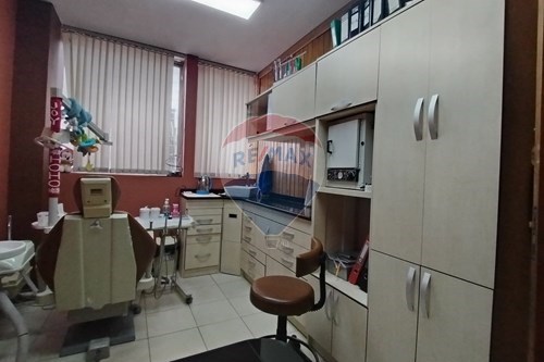 CONSULTORIO DENTAL AMOBLADO Y EQUIPADO EN ALQUILER