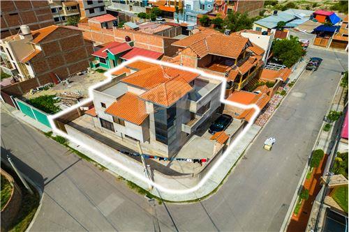 Na predaj-Rohový dom-Calle Mons. Juan Tarsicio,  - Villa Busch  -  Cochabamba, Cercado(Cb), Cochabamba-125004036-63
