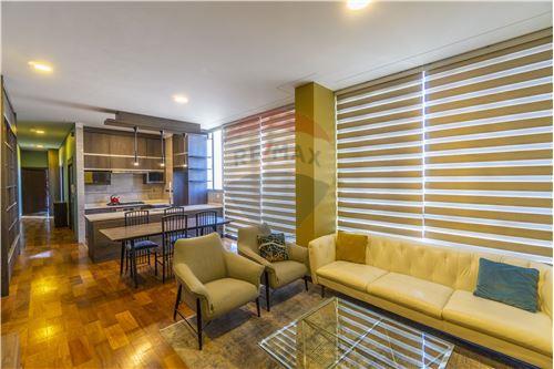 Venda-Apartamento-Av. América y calle J. Rodriguez Morales,  - Edificio América 1095,  - Tupuraya  -  Cochabamba, Cercado(Cb), Cochabamba-125004010-244