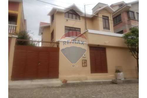 For Sale-House-154 Subteniente de reserva Moisés Tamayo Lanza  - Chasquipampa  -  La Paz, Murillo, La Paz-120066035-3