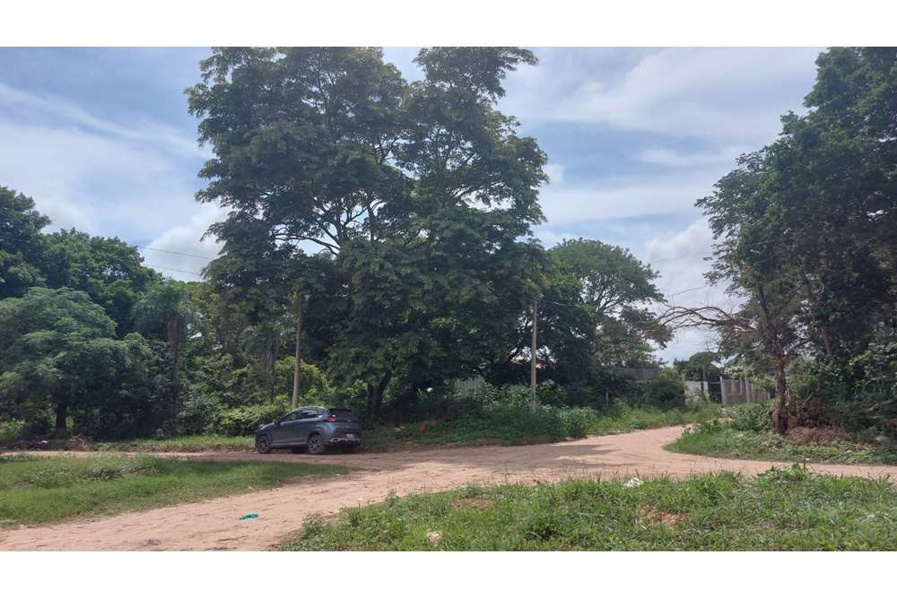 Land For Sale Santa Cruz de la Sierra, Andrés Ibáñez, Santa Cruz 12006402329 , RE/MAX