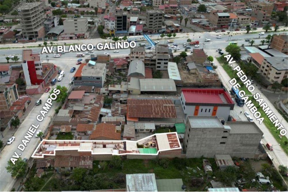 Residential Cornerhouse Cochabamba, Cercado Cb, Cochabamba BO 12006300344 , RE/MAX