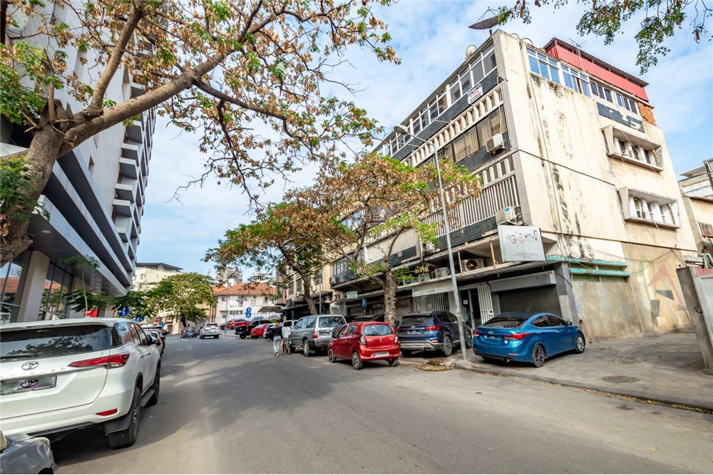 Apartamento Arrendamento Ingombotas, Angola 12610008633 , RE/MAX