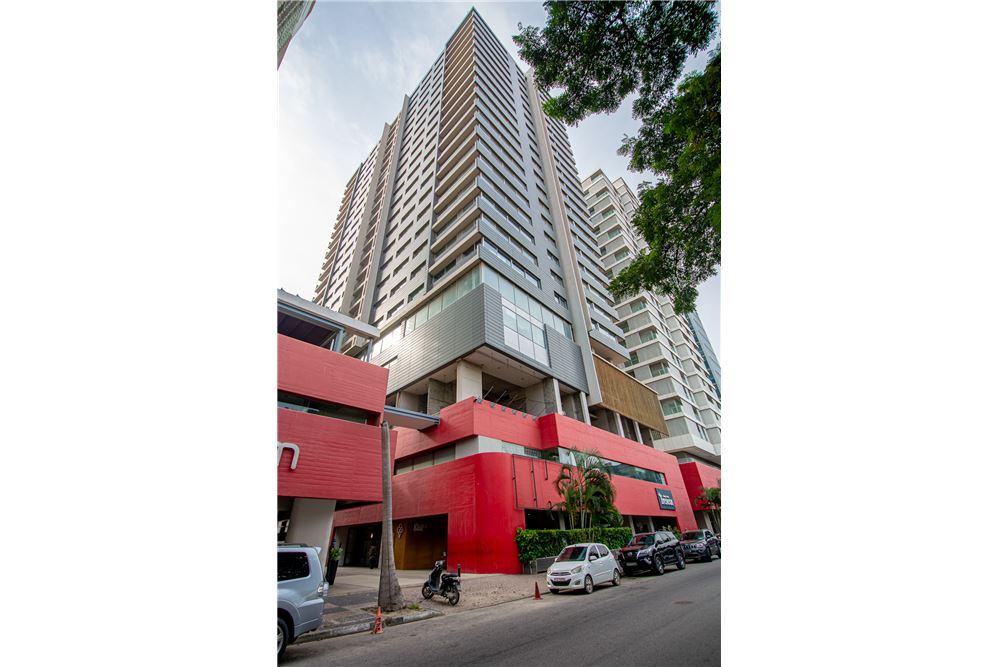 Apartamento Venda Ingombotas, Angola 126100049115 , RE/MAX