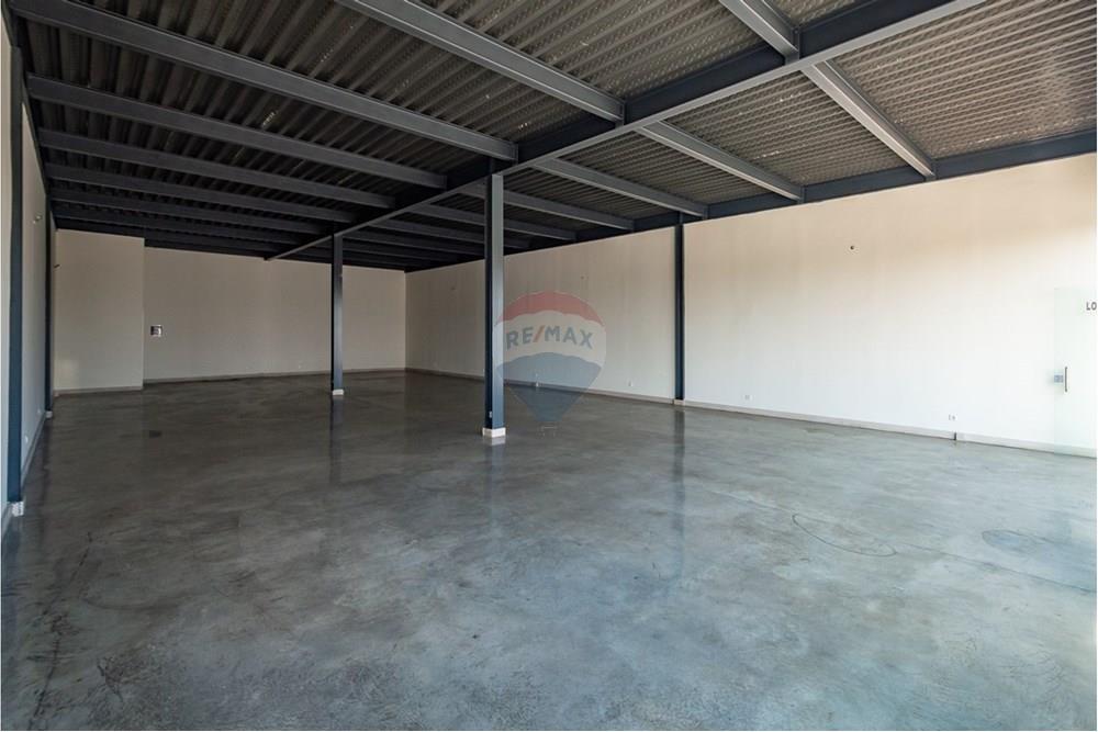 Commercieel - Laden/Einzelhandel - Viana, Angola - AO - DSC_9692.jpg - 126100095-81