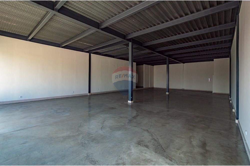 Commercieel - Laden/Einzelhandel - Viana, Angola - AO - DSC_9698.jpg - 126100095-81