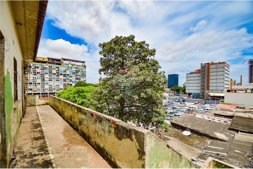 Commercio - Edificio - Ingombotas, Angola - AO - Balcone - 126100110-62