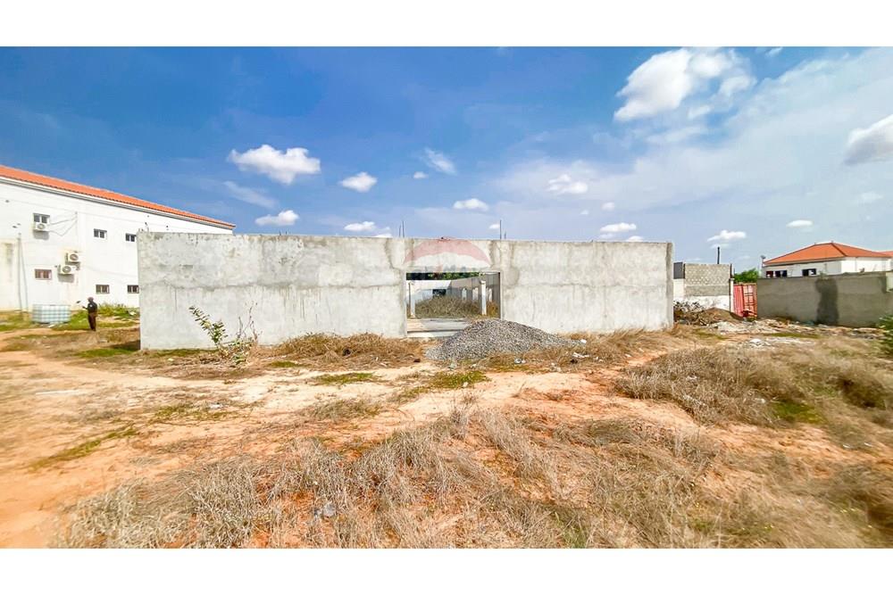 Surface commerciale - Investissement - Kilamba Kiaxi, Angola - AO - IMG_1760.jpg - 126100192-18