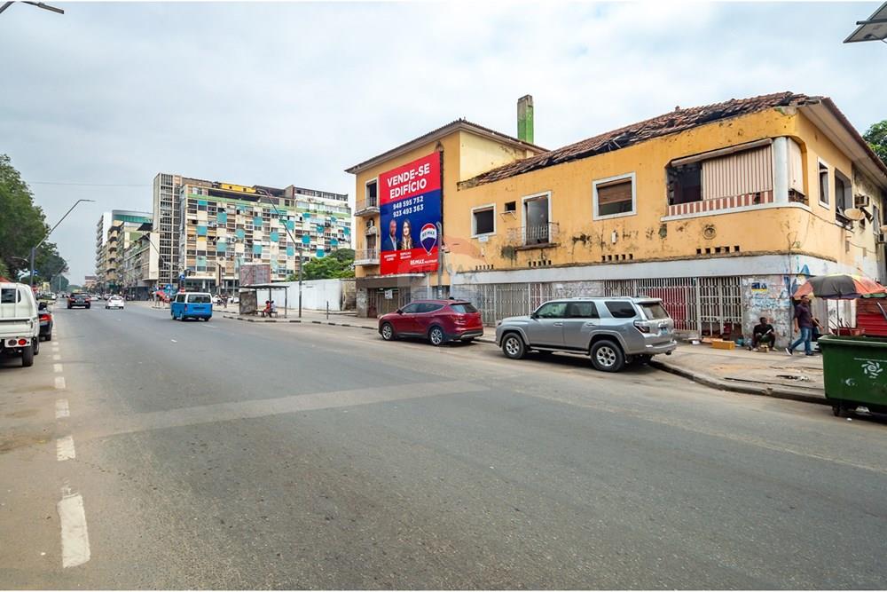Commercio - Edificio - Ingombotas, Angola - AO - DSC_0146.jpg - 126100110-62