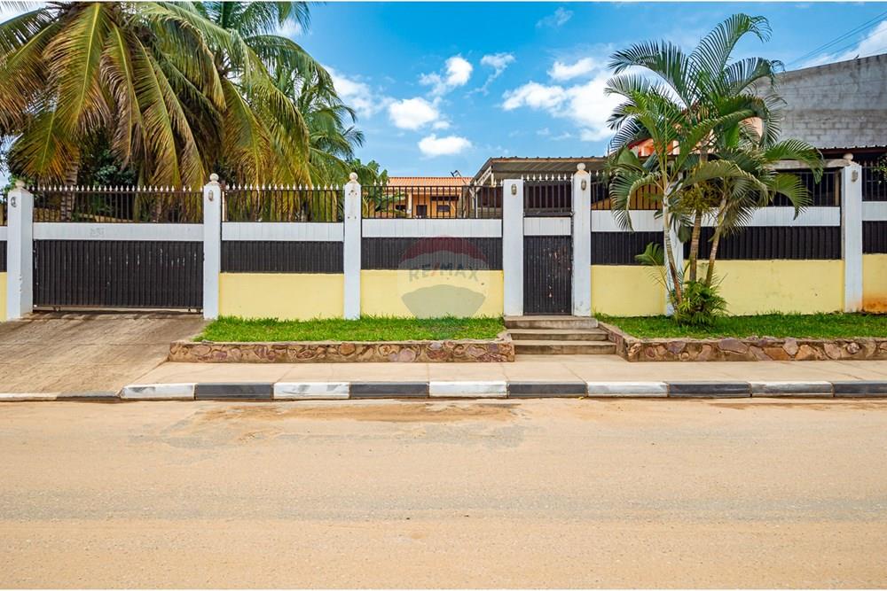 Commercieel - Investering - Belas, Angola - AO - DSC_0172.jpg - 126100132-29