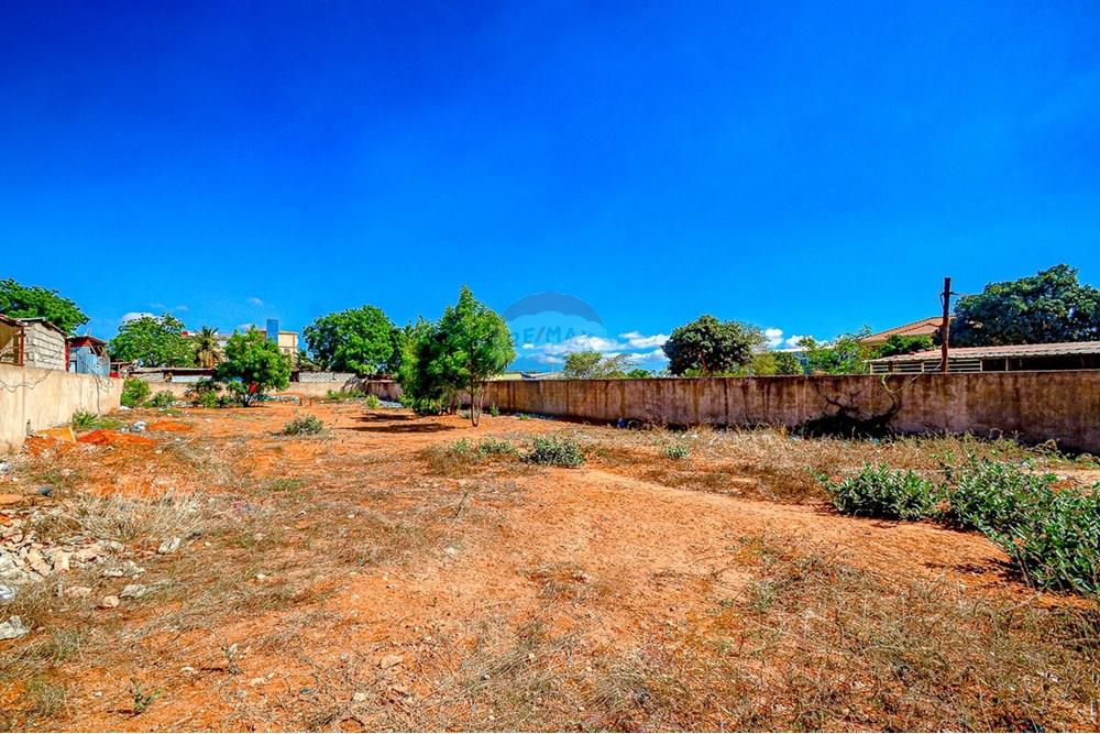 Commercio - Investimento - Belas, Angola - AO - DSC_9454.jpg - 126100195-41