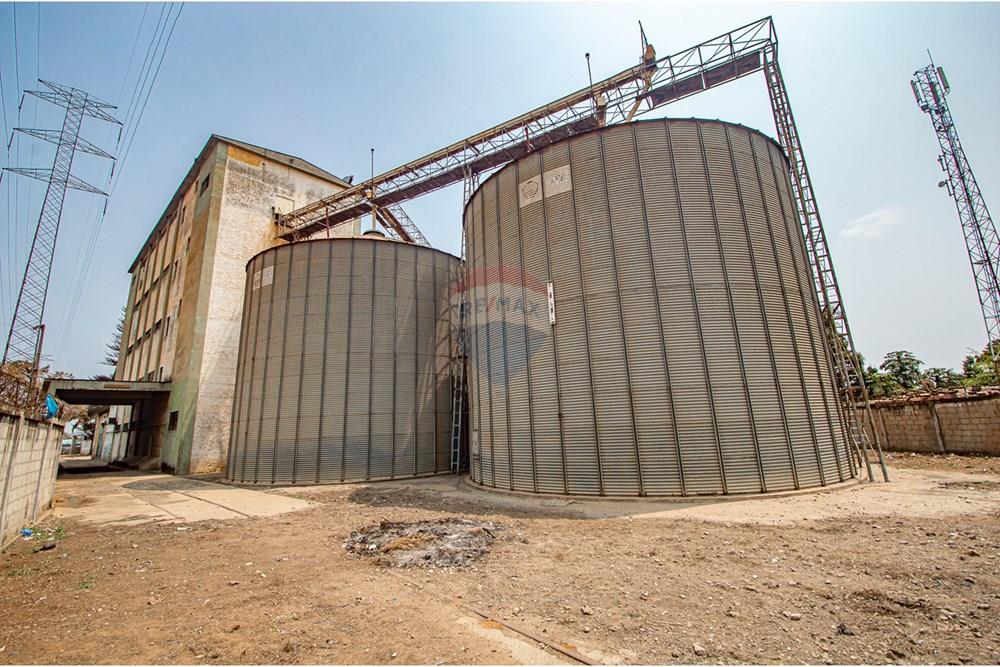 Commercieel - Investering - Viana, Angola - AO - DSC_0087.jpg - 126100201-5