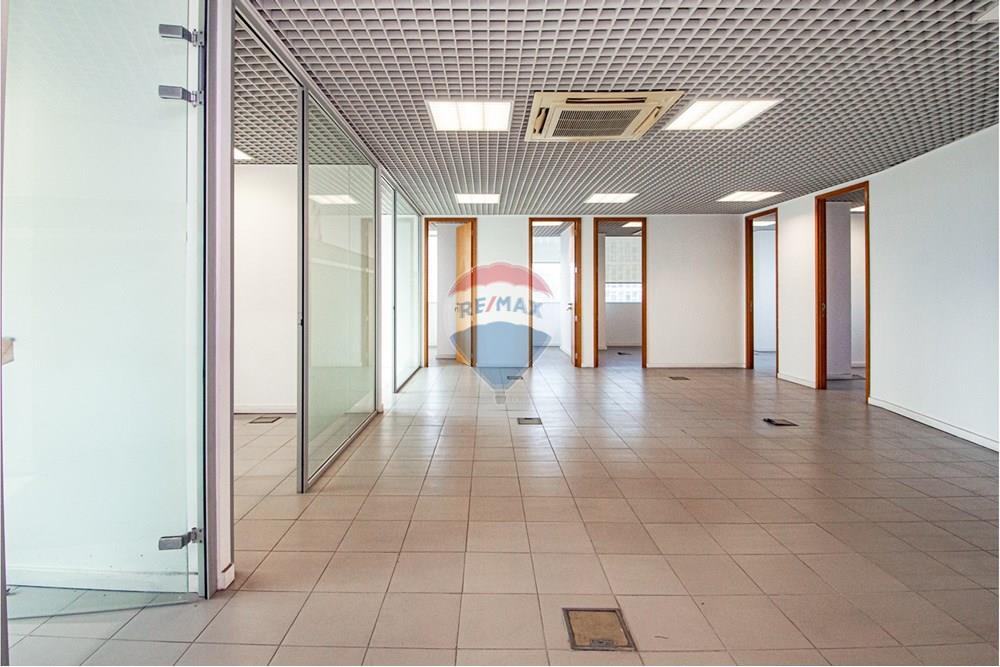 Commercio - Ufficio - Ingombotas, Angola - AO - DSC_0208.jpg - 126100110-76