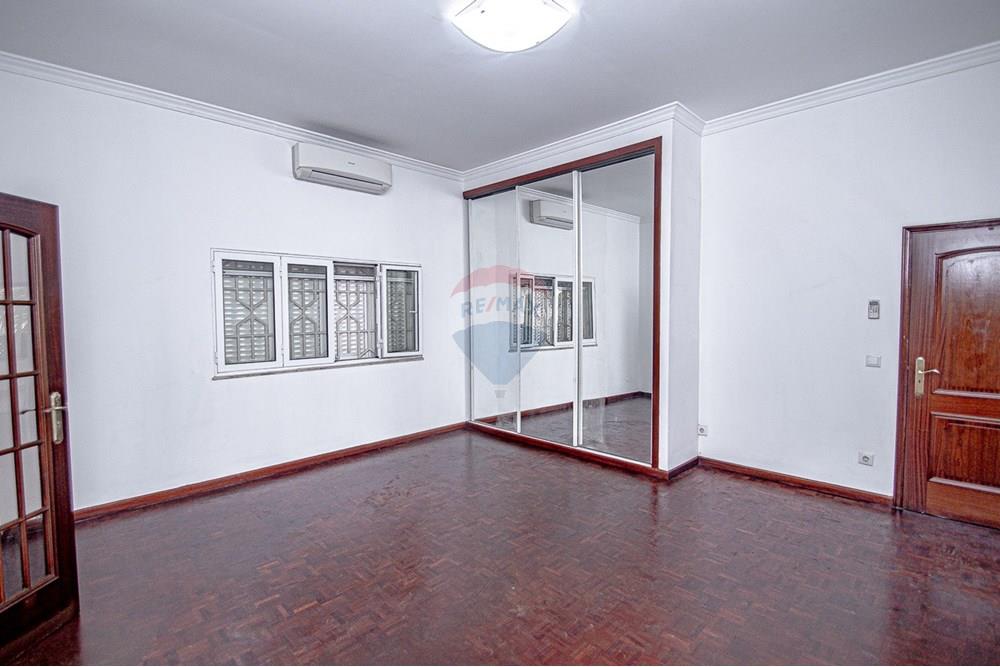 Prédio Habitacional - Casa - Miramar, Angola - AO - DSC_0824.jpg - 126100018-281