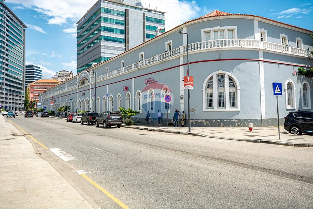 Commercio - Ufficio - Ingombotas, Angola - AO - _TVD3849.jpg - 126100110-73