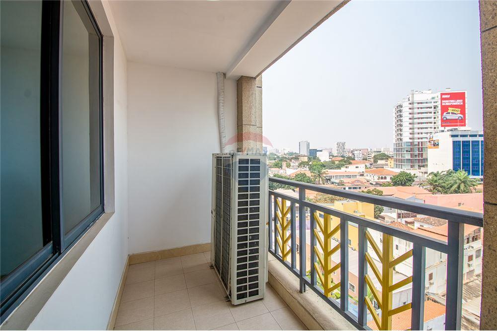 Residencial - Piso - Ingombotas, Angola - AO - 7 - 126100049-186