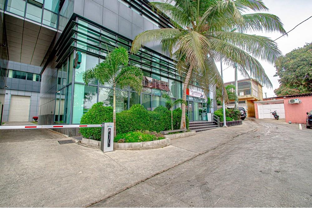 Commercieel - Laden/Einzelhandel - Talatona, Angola - AO - DSC_1508.jpg - 126100182-6