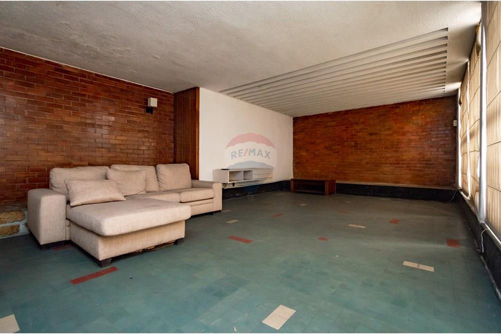 Commercieel - Investering - Ingombotas, Angola - AO - DSC_7047.jpg - 126100095-94