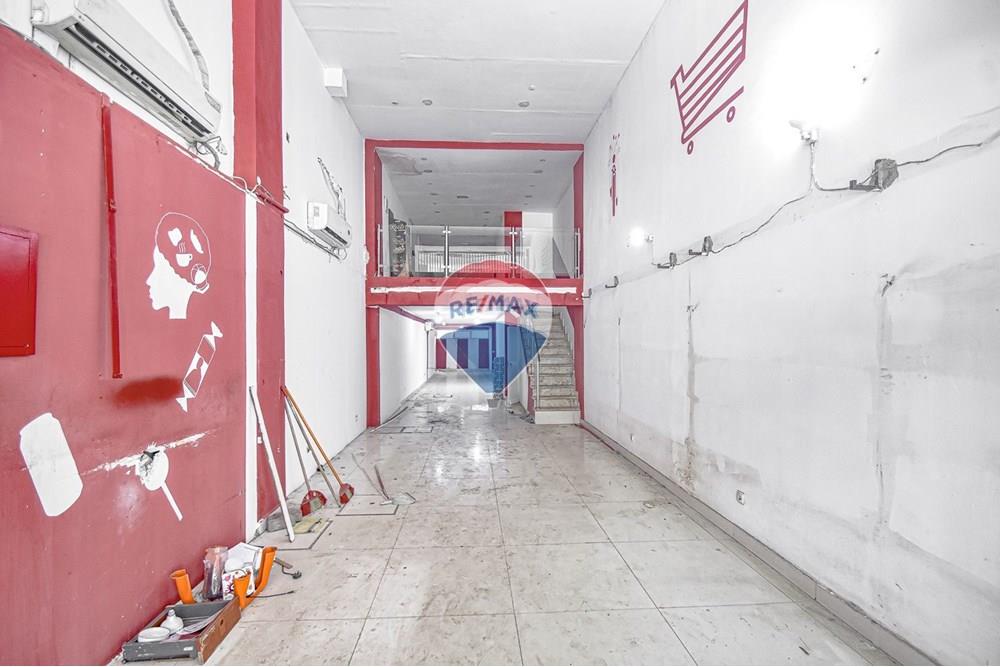 Commercieel - Laden/Einzelhandel - Ingombotas, Angola - AO - WhatsApp Image 2025-11-14 at 09.50.18 (2).jpeg - 126100185-6