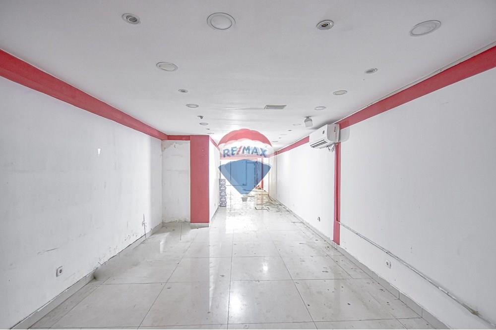 Commercieel - Laden/Einzelhandel - Ingombotas, Angola - AO - WhatsApp Image 2025-11-14 at 09.50.19 (1).jpeg - 126100185-6