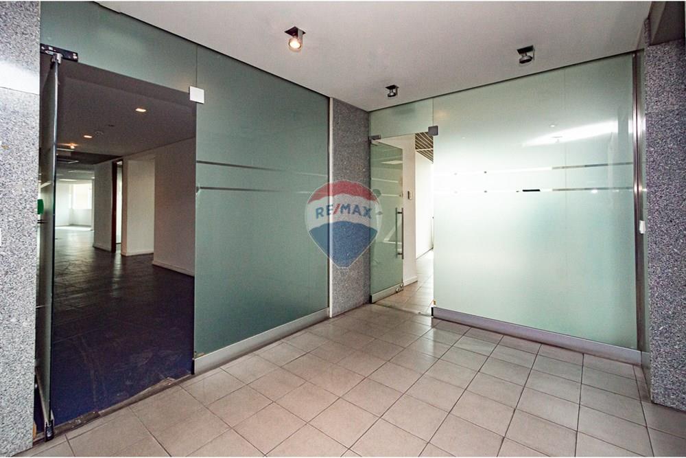 Commercio - Ufficio - Ingombotas, Angola - AO - DSC_0189.jpg - 126100110-76