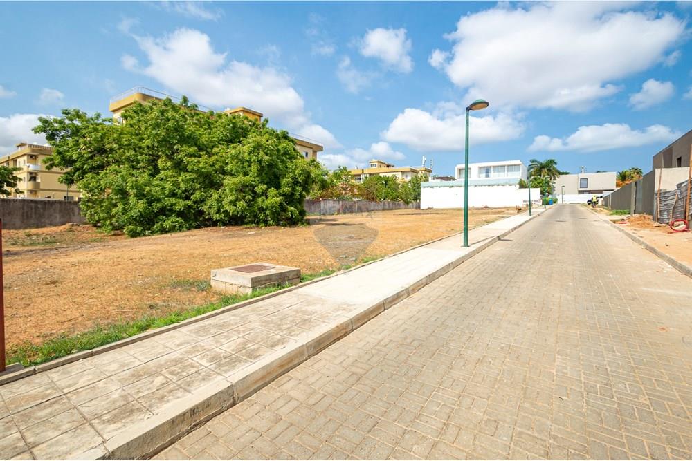 Residential - Land - Talatona, Angola - AO - DSC_0094.jpg - 126100018-305